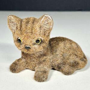 Vintage Josef Originals Tabby Cat Flocked Figurine Original Label Made‎ in Japan